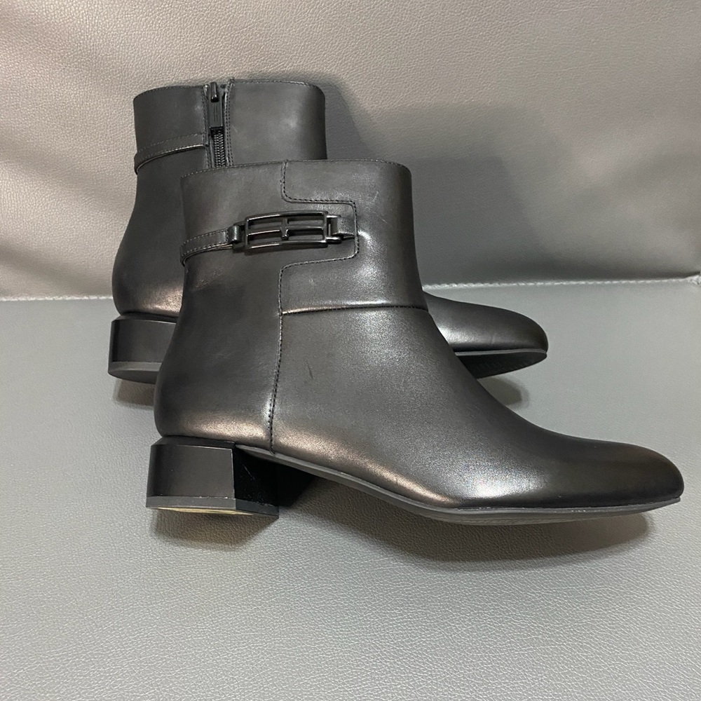 Liverpool Los Angeles Black Leather Ankle Boots - Picture 2 of 7